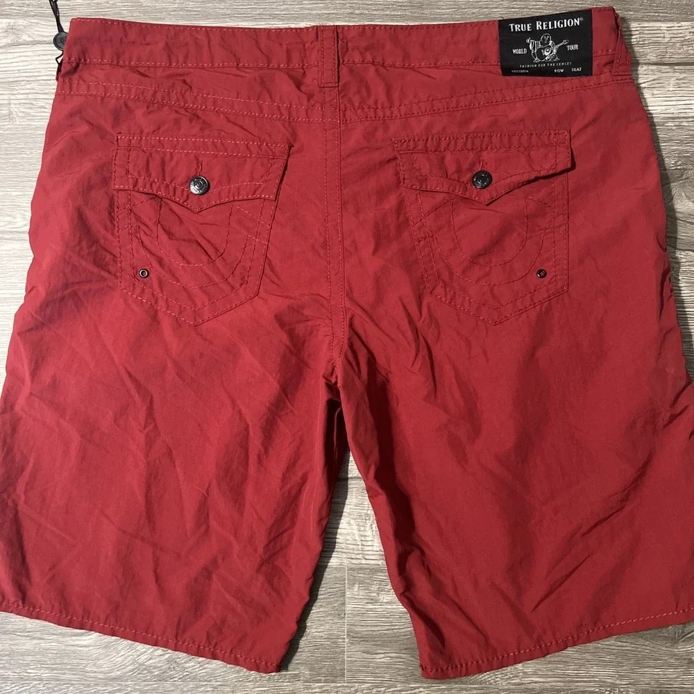 True Religion Ricky Relaxed Straight Nylon Red Board Shorts Size 42 (46